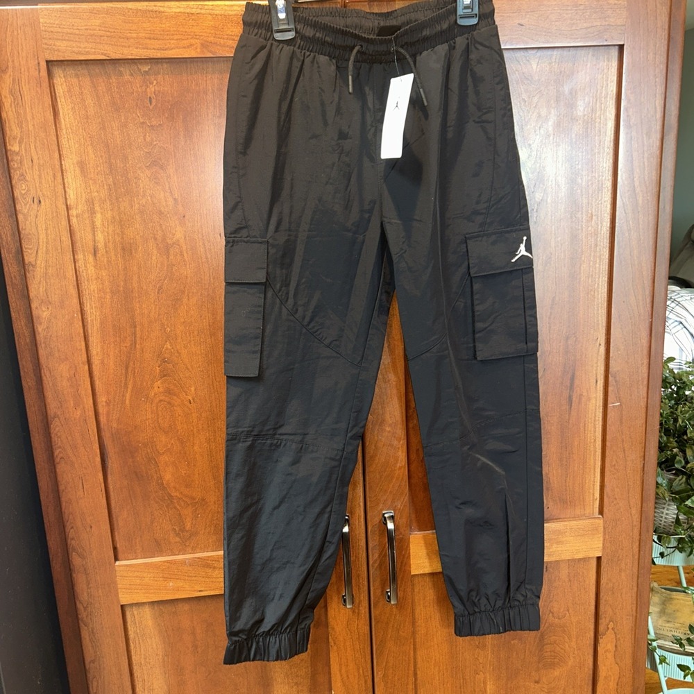 Boys New With Tags Jordan Joggers, black